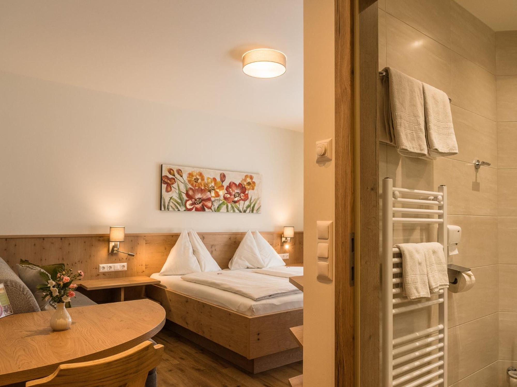 Pension Ehrenfried - Hotel Garni Kindberg Exterior photo