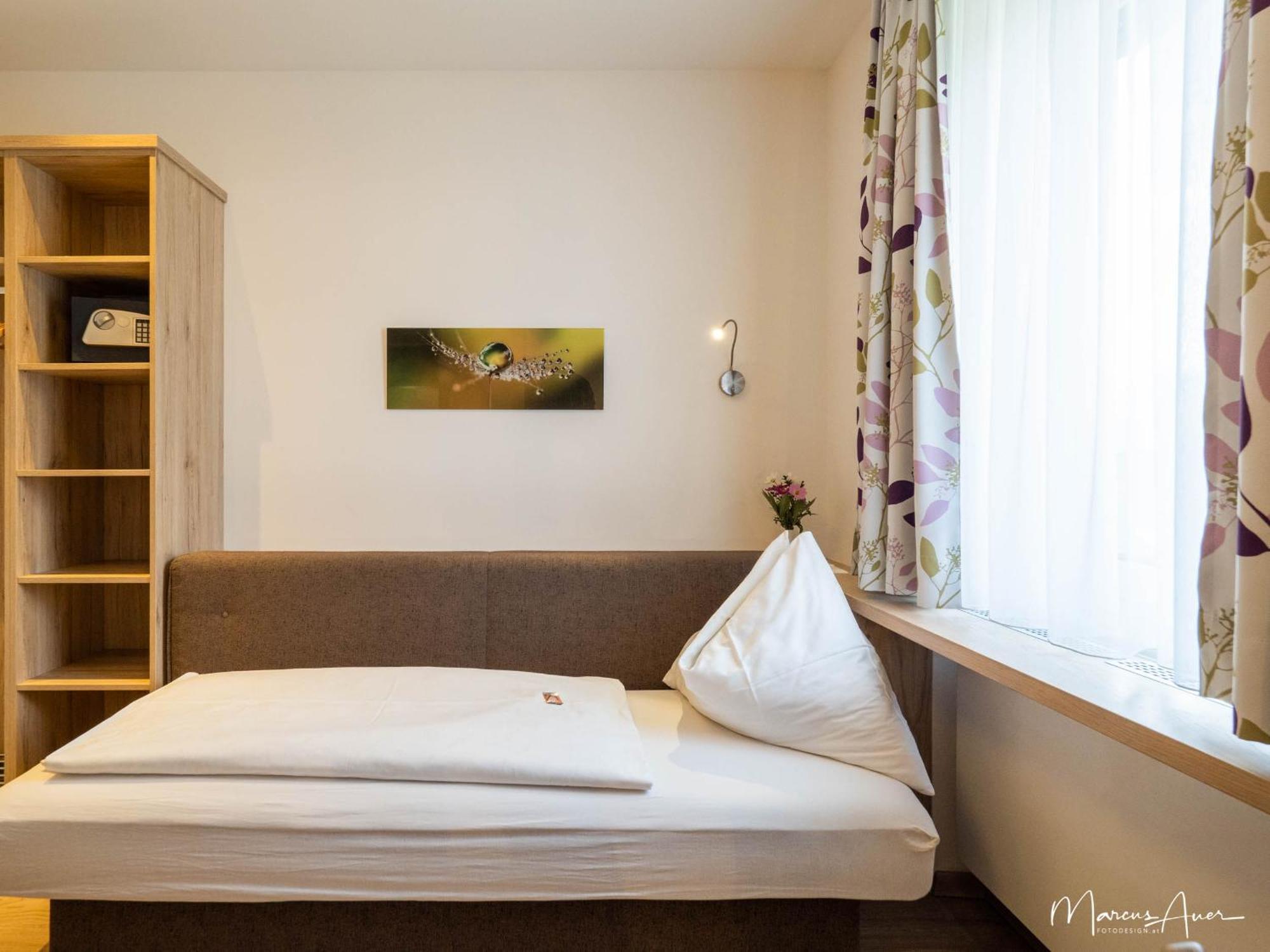 Pension Ehrenfried - Hotel Garni Kindberg Room photo