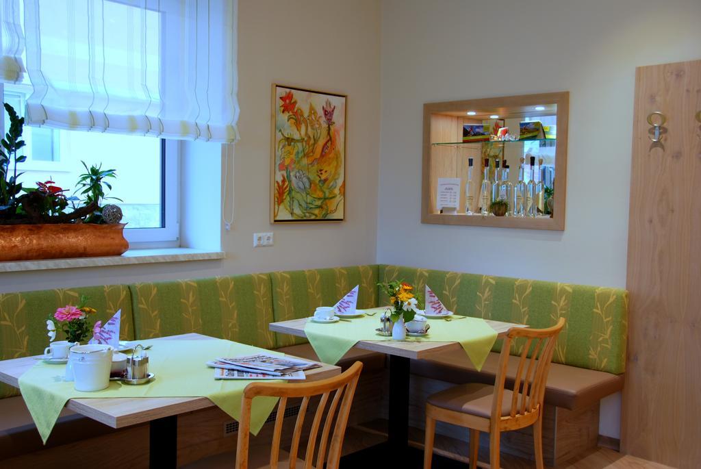 Pension Ehrenfried - Hotel Garni Kindberg Exterior photo